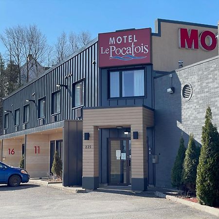 Motel Le Pocatois ลาโปกาติแยร์ ภายนอก รูปภาพ