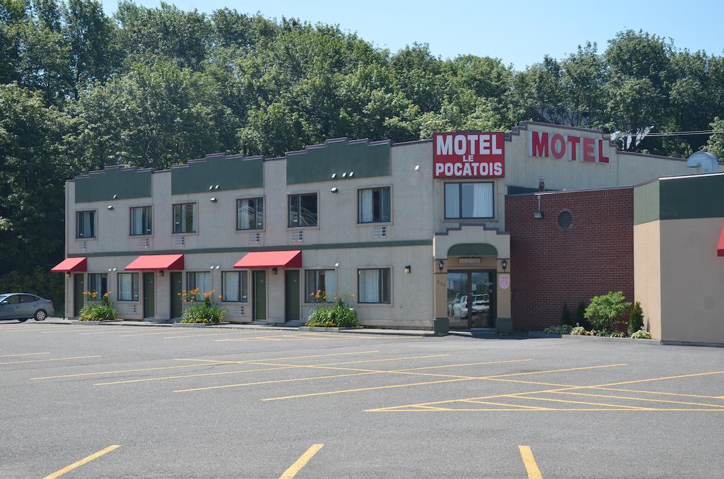 Motel Le Pocatois ลาโปกาติแยร์ ภายนอก รูปภาพ