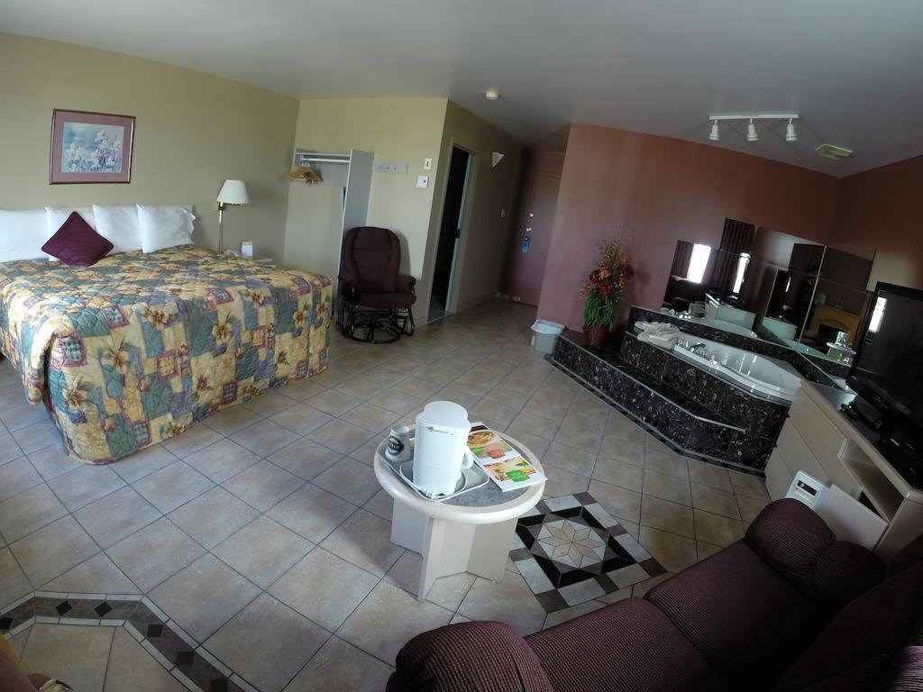Motel Le Pocatois ลาโปกาติแยร์ ห้อง รูปภาพ